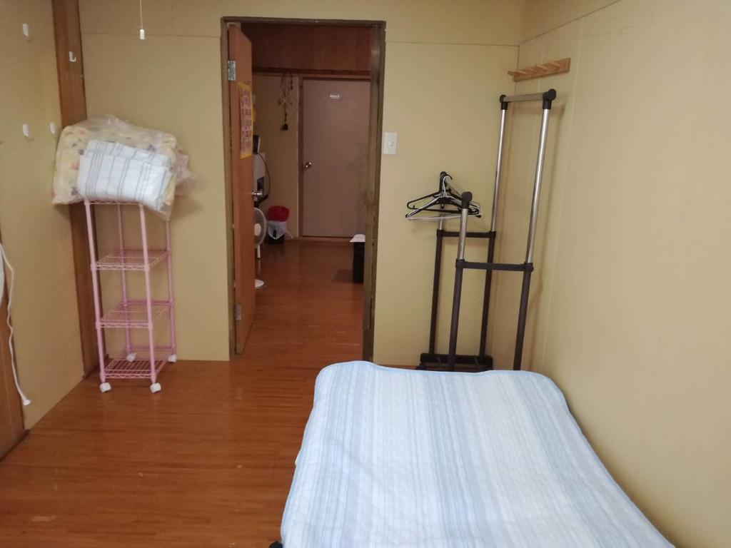 Koza Share House Hotell Okinawa Exteriör bild